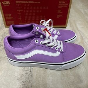 NWT VANS women’s size 7.5 canvas lavender